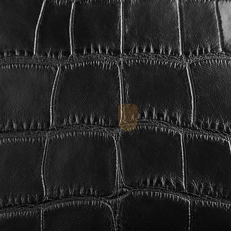 B0tt*ga Ven*ta POUCH CROCODILE-EMBOSSED 576227 (38*20*8.5cm)